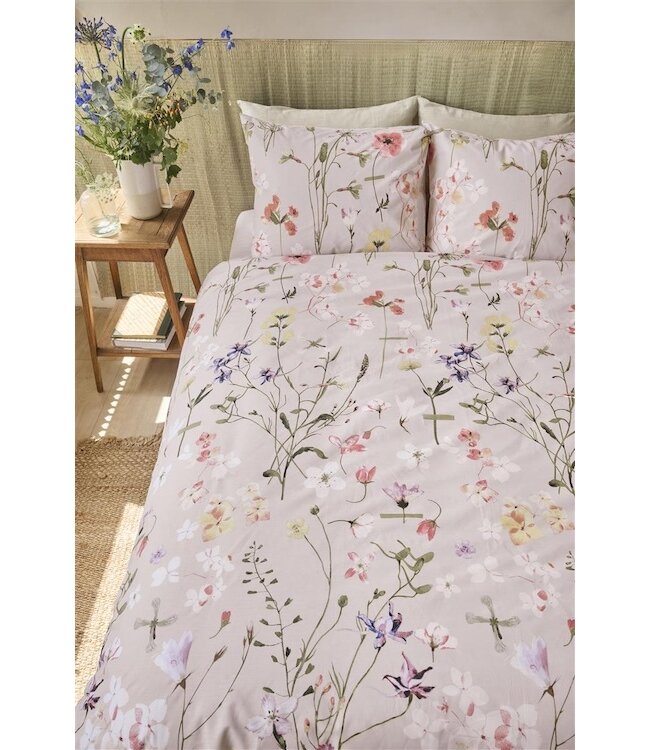 Ariadne At Home Flowerlove Zand dekbedovertrek