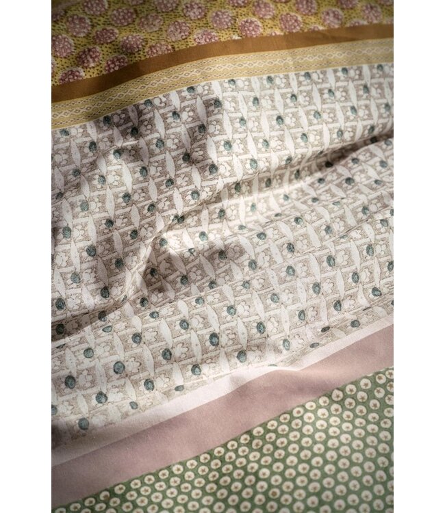 At Home by Bedding House Rows Multi dekbedovertrek