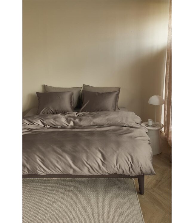 Beddinghouse Change Taupe dekbedovertrek