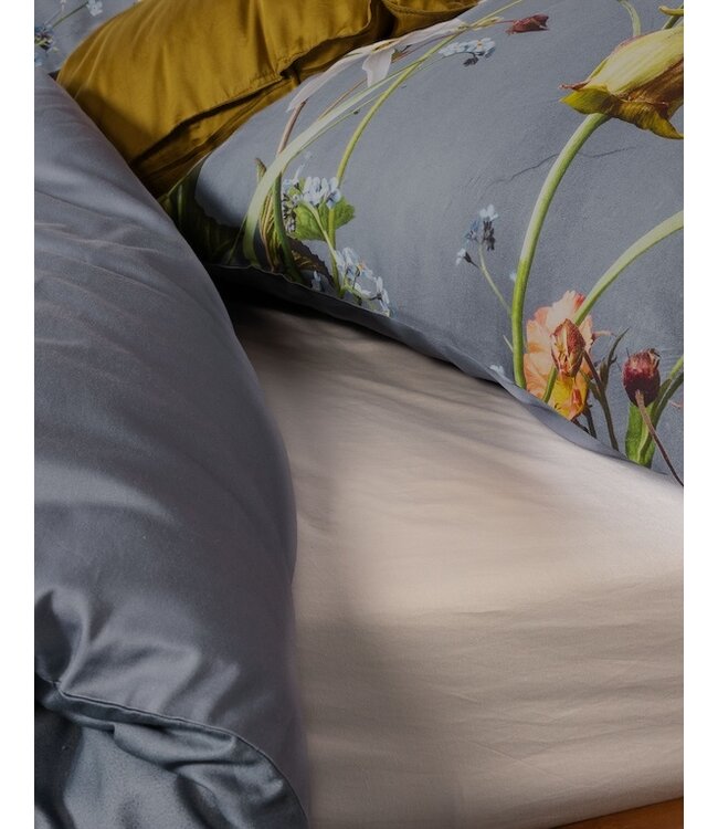 Essenza Ficaria Grey dekbedovertrek