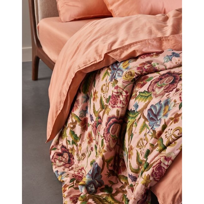 Essenza Roselina quilt Evening rose