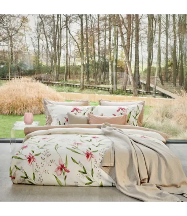 Vandyck Serene Flower offwhite dekbedovertrek