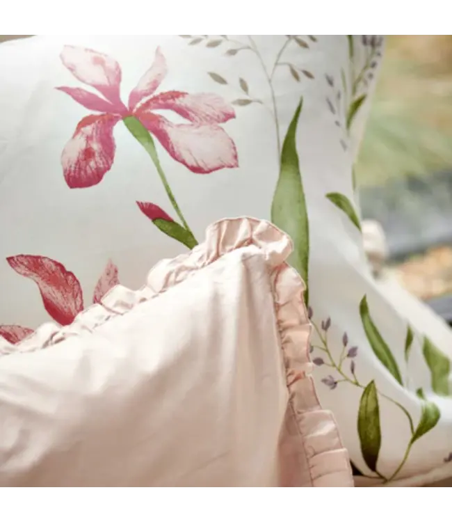 Vandyck Serene Flower offwhite dekbedovertrek