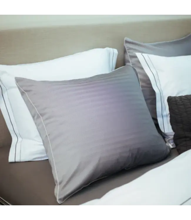 Vandyck Purity Napels off black dekbedovertrek