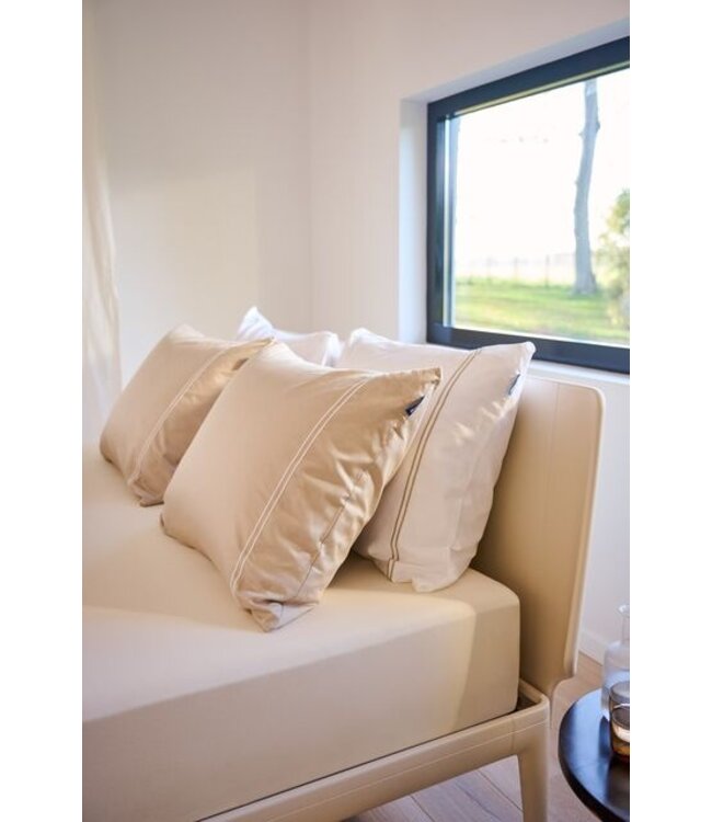 Auping White lines kussenslopen