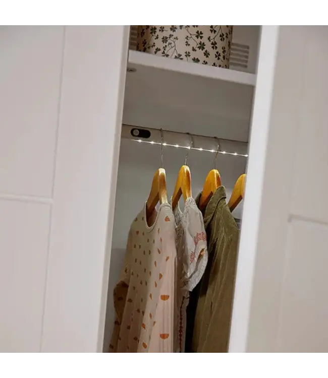 Lifetime kledingstang met led 963mm incl. beslag