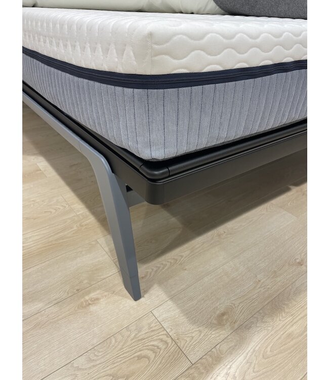 Auping Original met Hoofdbord Stitch  180x210 Showmodel