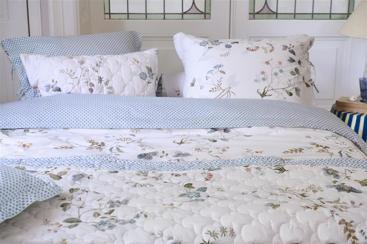 PIP Kawai Flower White Dekbedovertrek