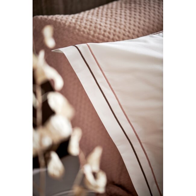 Vandyck Purity Napels rosewood dekbedovertrek