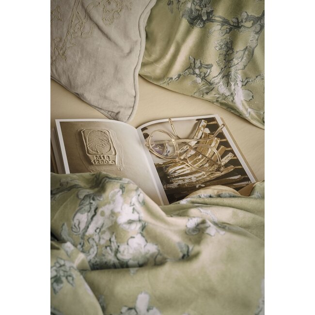 Beddinghouse x Van Gogh Museum Fleur de Velours Goud dekbedovertrek