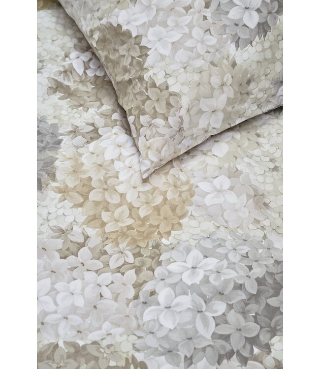 Ariadne at Home All Petals Naturel dekbedovertrek