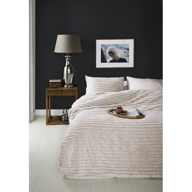Rivièra Maison Furry Stripes Gebroken wit kussensloop