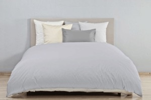 Christian Fischbacher Satin uni dekbedovertrek