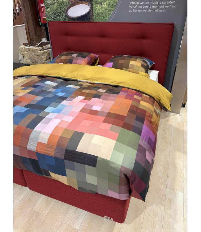 LeDorm Regale 180x210 cm Boxspring rood Incl. hoofdbord.