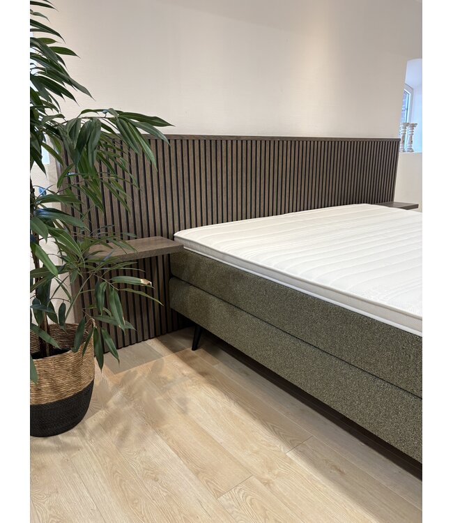 Bedderie Bjusterbaarlik Retro boxspring  180x210 Showmodel