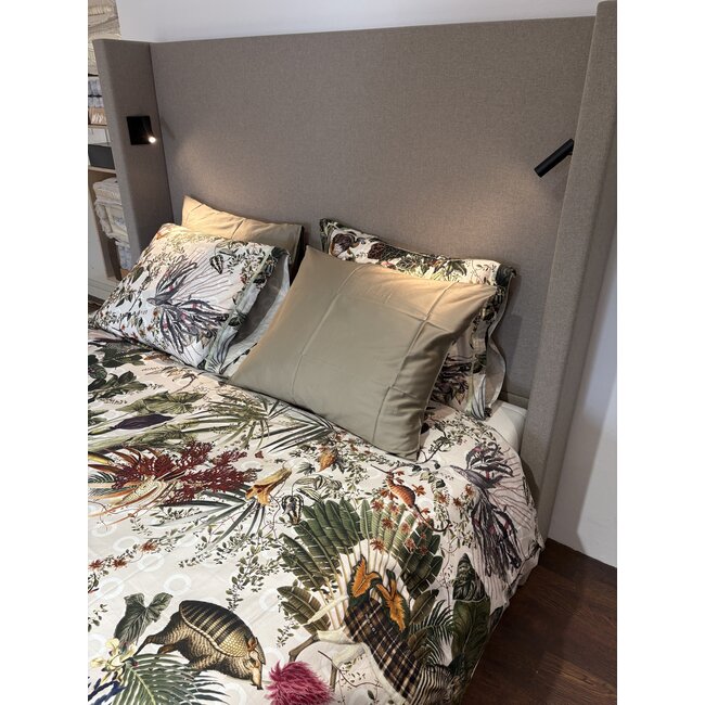 LeDorm Boxspring  royal met hoofdbord 180x210 Showmodel