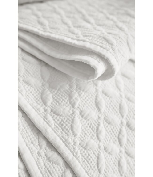 Pip Studio Yuna Throw Gebroken wit