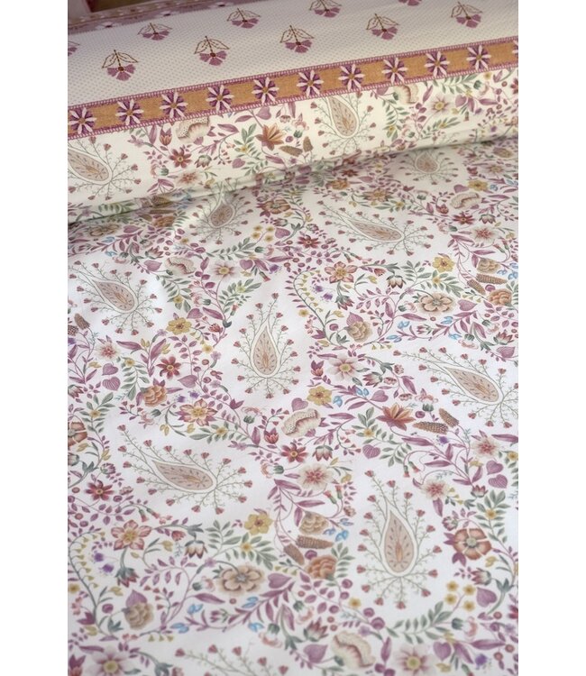 Pip Studio Kairi Bloom Licht roze dekbedovertrek