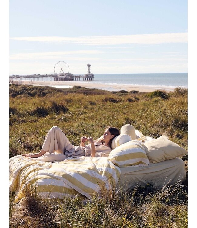 Essenza Minte Stripe Yellow straw - Vanilla dekbedovertrek