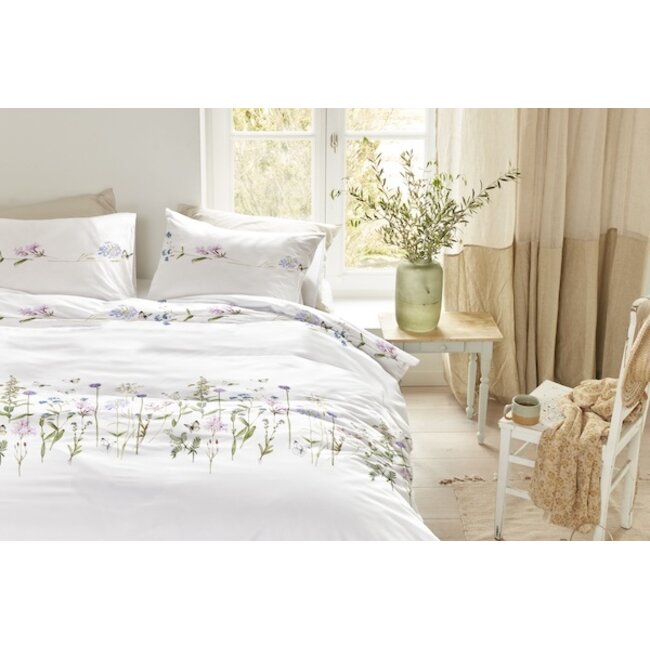 Marjolein Bastin Soft Bloom Multi dekbedovertrek