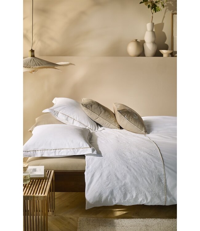 Beddinghouse x Van Gogh Museum Broderie Fleurie Wit dekbedobertrek