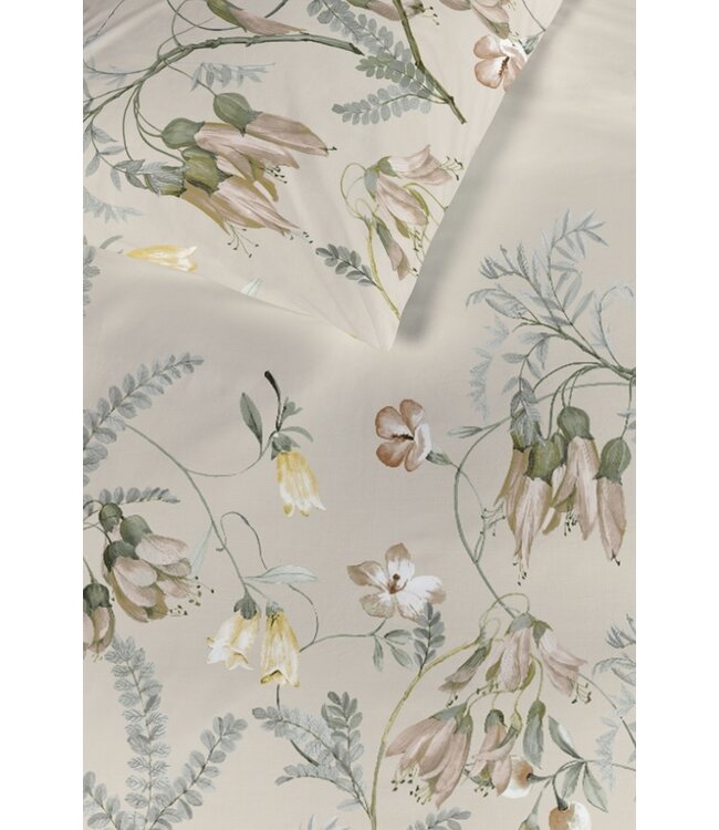 Ariadne at Home Luster Perzik dekbedobertrek