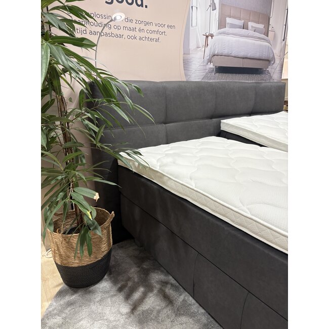 Avek Ninety 180x210 cm Boxspring elektrisch Showmodel
