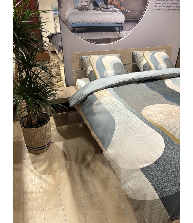 Ledikant Watford 180x210 Incl. nachtkasten Showmodel