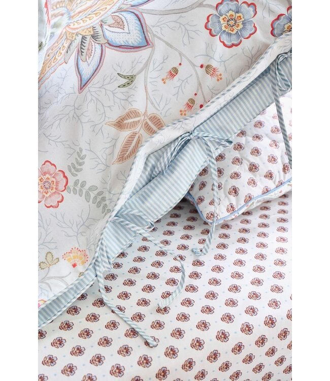 Pip Studio Mumbai Morning Licht blauw kussensloop