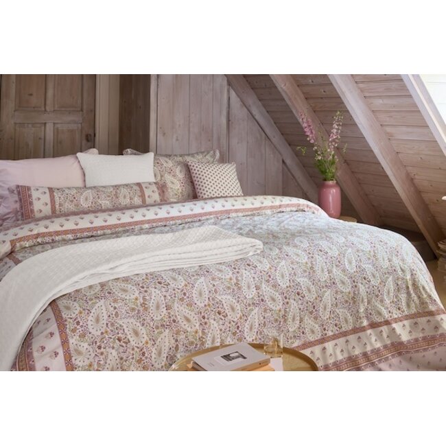 Pip Studio Kairi Bloom Long kussen Licht roze 30x90