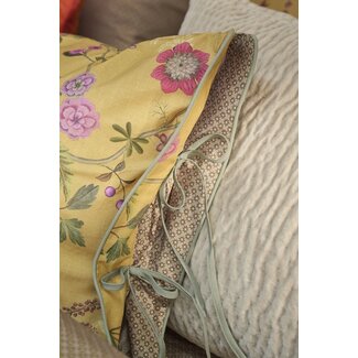 Pip Studio Pip Studio Bodhi Flower Geel kussensloop