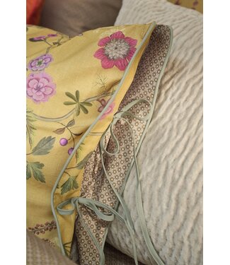 Pip Studio Pip Studio Bodhi Flower Geel kussensloop