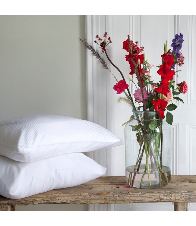 Christian Fischbacher Finestripe dekbedovertrek