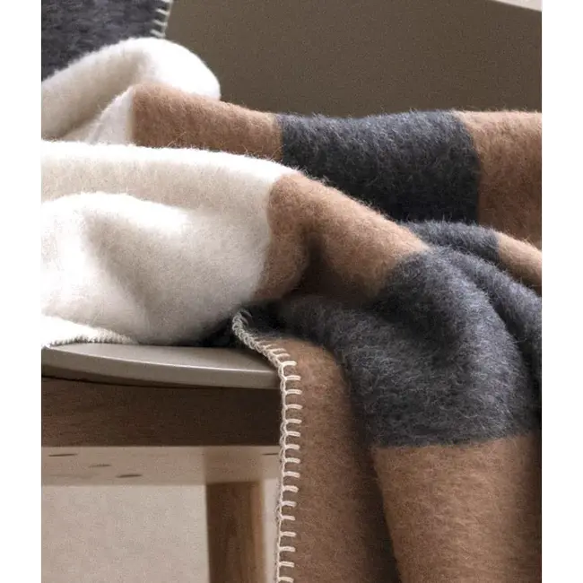 Brun de Vian Junin plaid