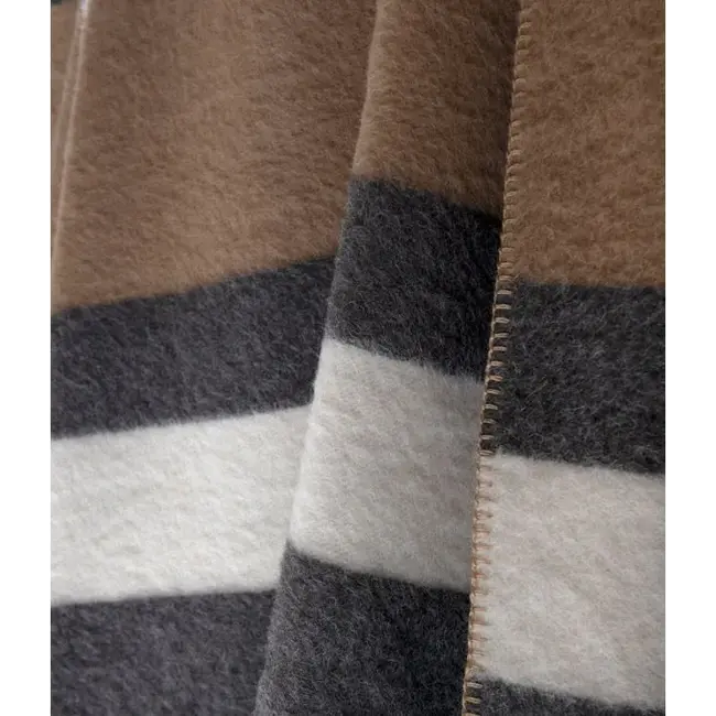 Brun de Vian Junin plaid