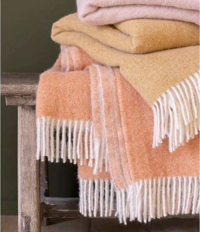Brun de Vian plaids van heerlijk warm, en zacht natuurlijk materiaal