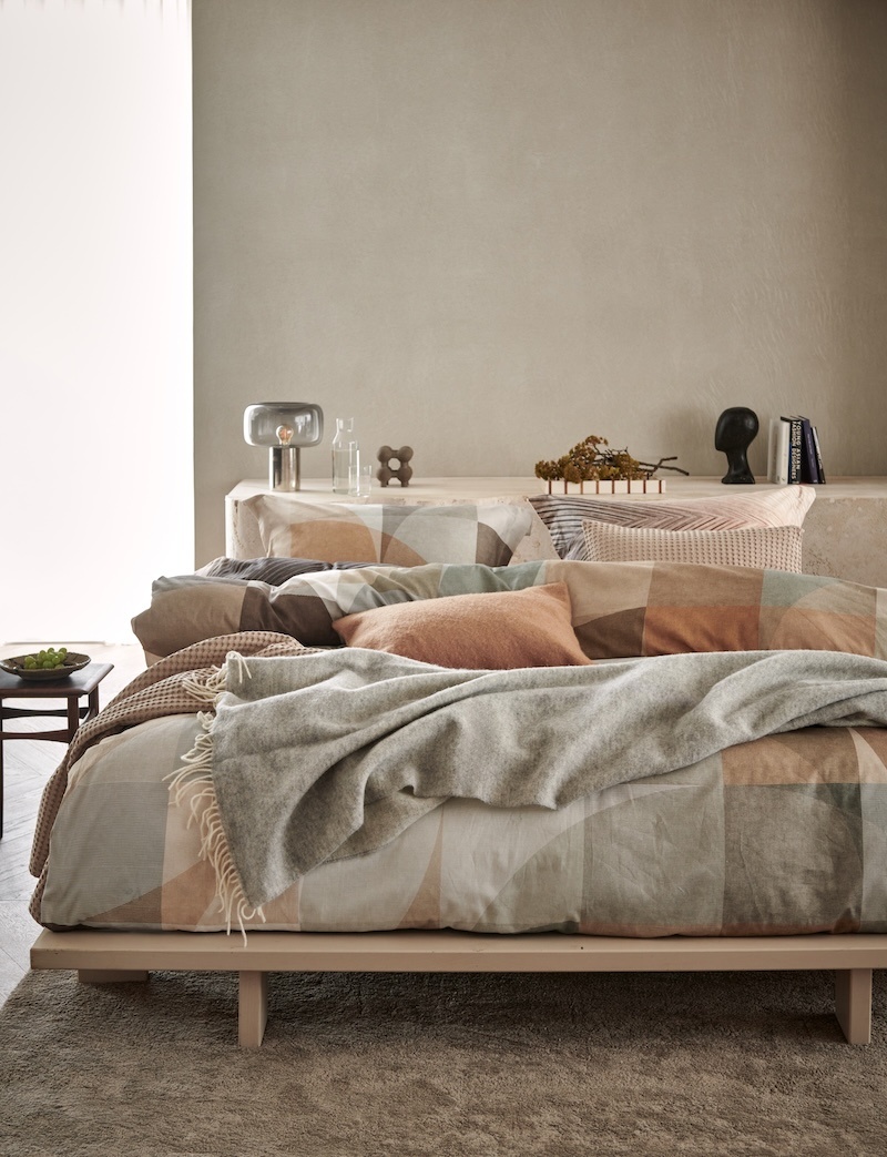 Vandyck Home Pique linen Bedsprei
