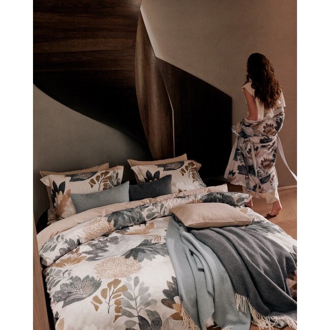 Vandyck Home Pique linen Bedsprei