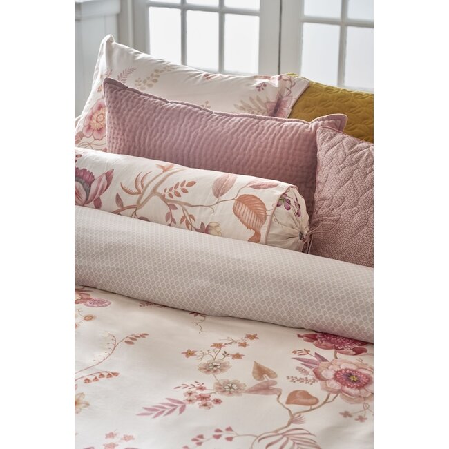 Pip Studio Everbloom Roll Cushion Licht roze