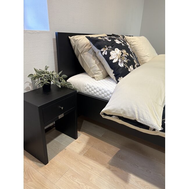 Ledikant Thor 180x210 Showmodel