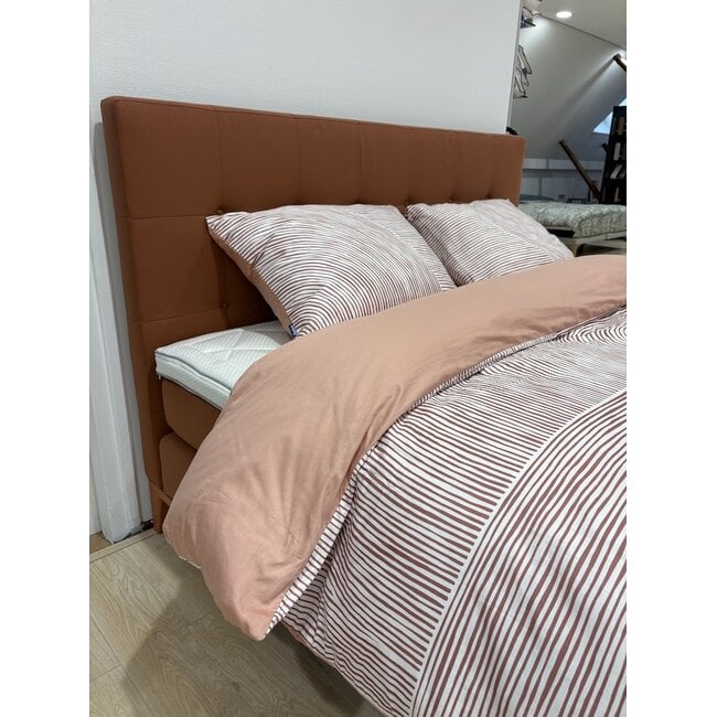 Auping boxspring Criade rood 180x210 Showmodel