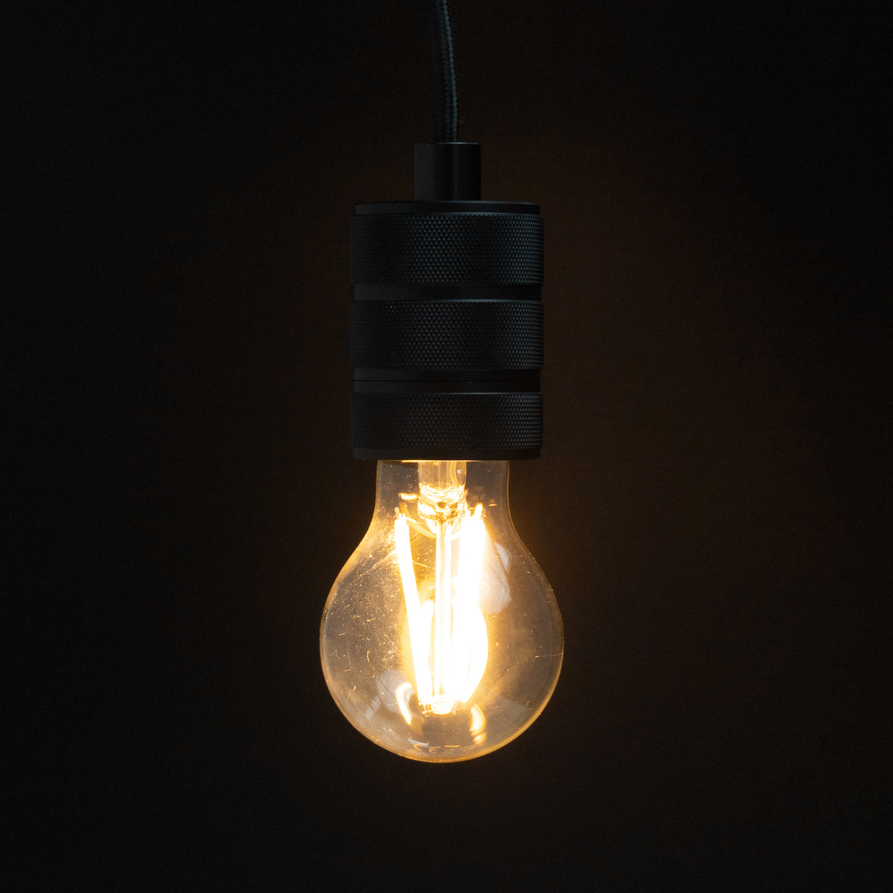 Ampoule LED Filament Cristal OSRAM E27 18W 2452LM Dimmable • IluminaShop  France