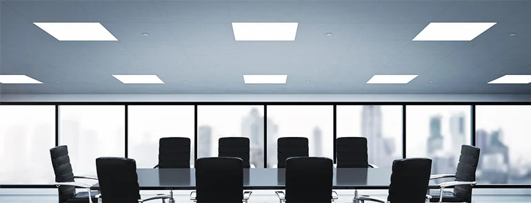 Combien de dalles LED installer par m² ? Le bon calcul selon votre pièce