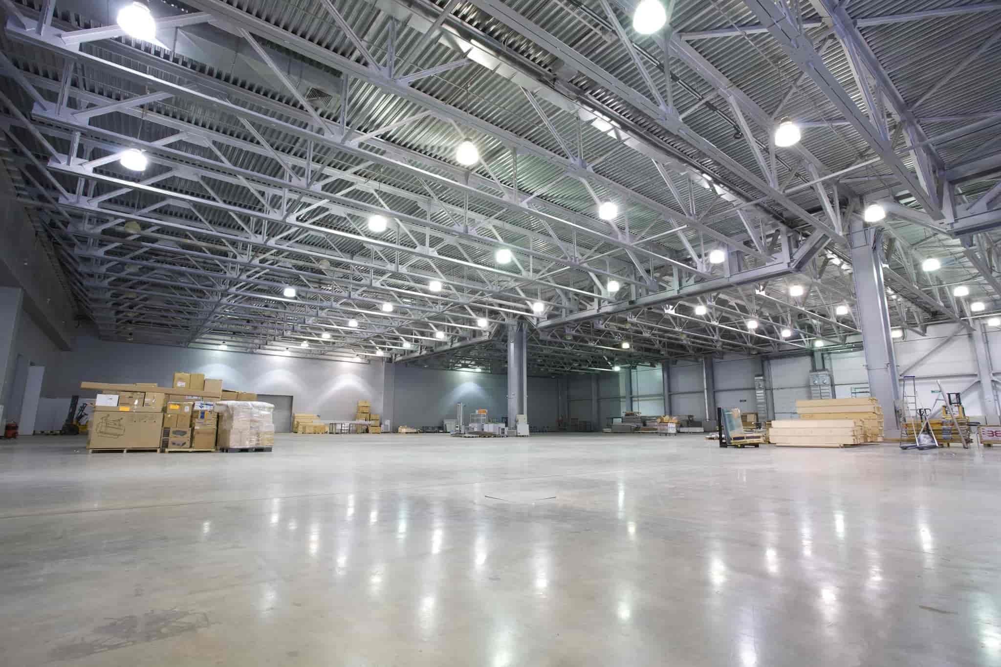 Quel éclairage LED choisir pour votre entrepôt ?