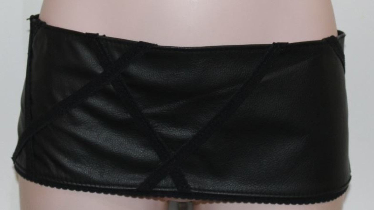 Bizonder R137 Laag Heupmodel Opgestikte Banden - Bizonder