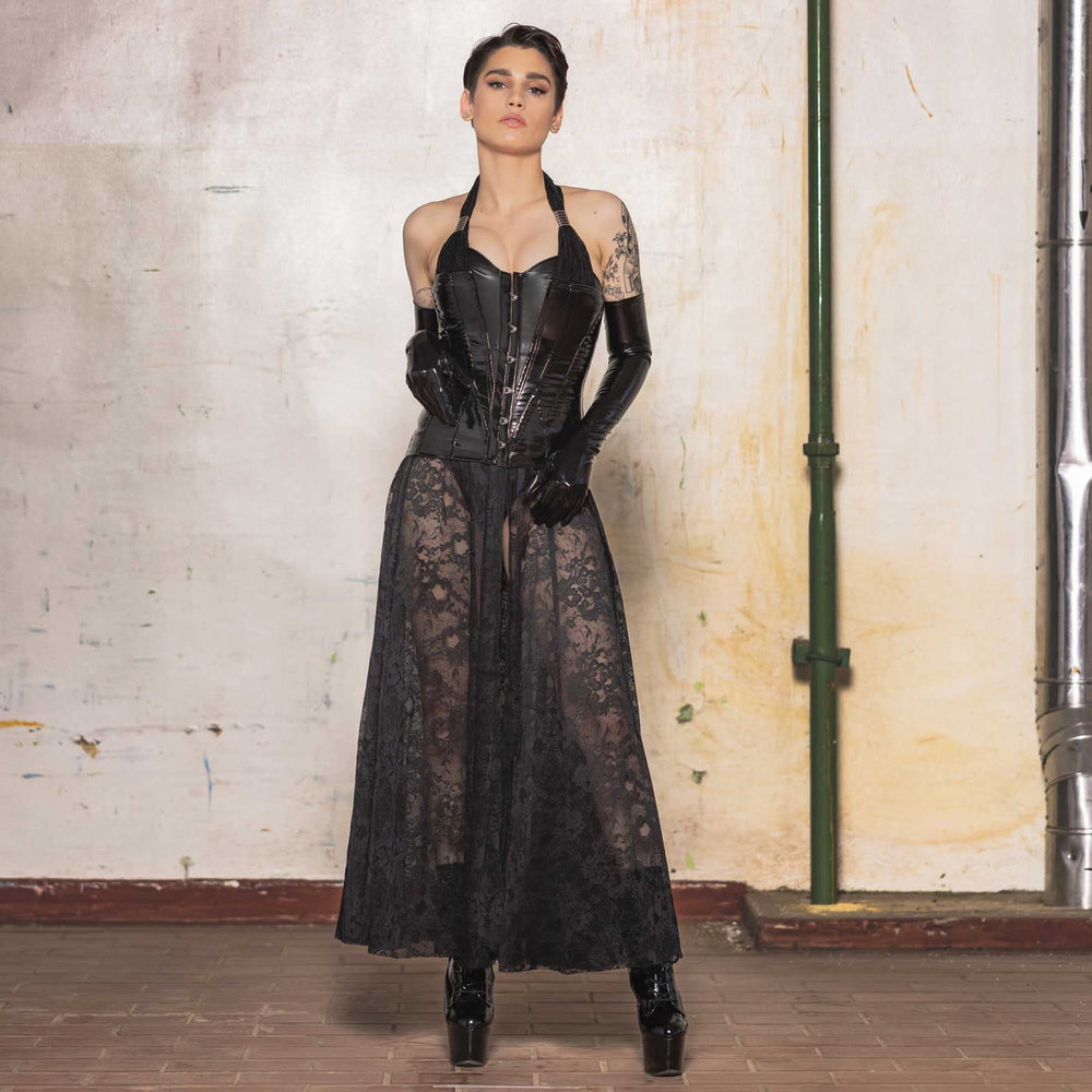 Patrice Catanzaro Lange Rok van Kant Turbulence