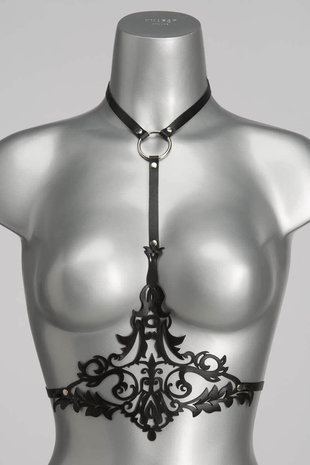 VoyeurX Lilly Harnas