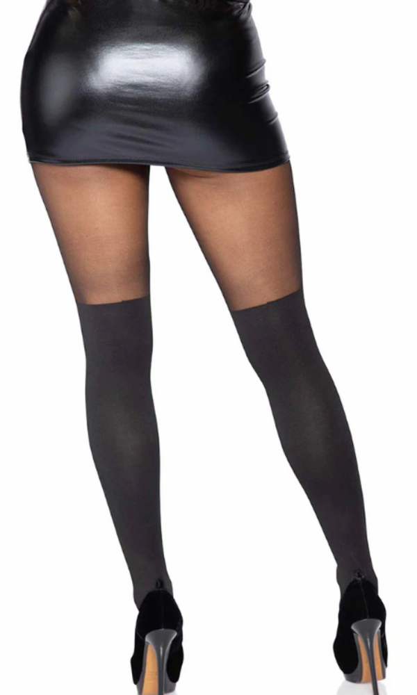 Leg Avenue Panty met Kruis detail