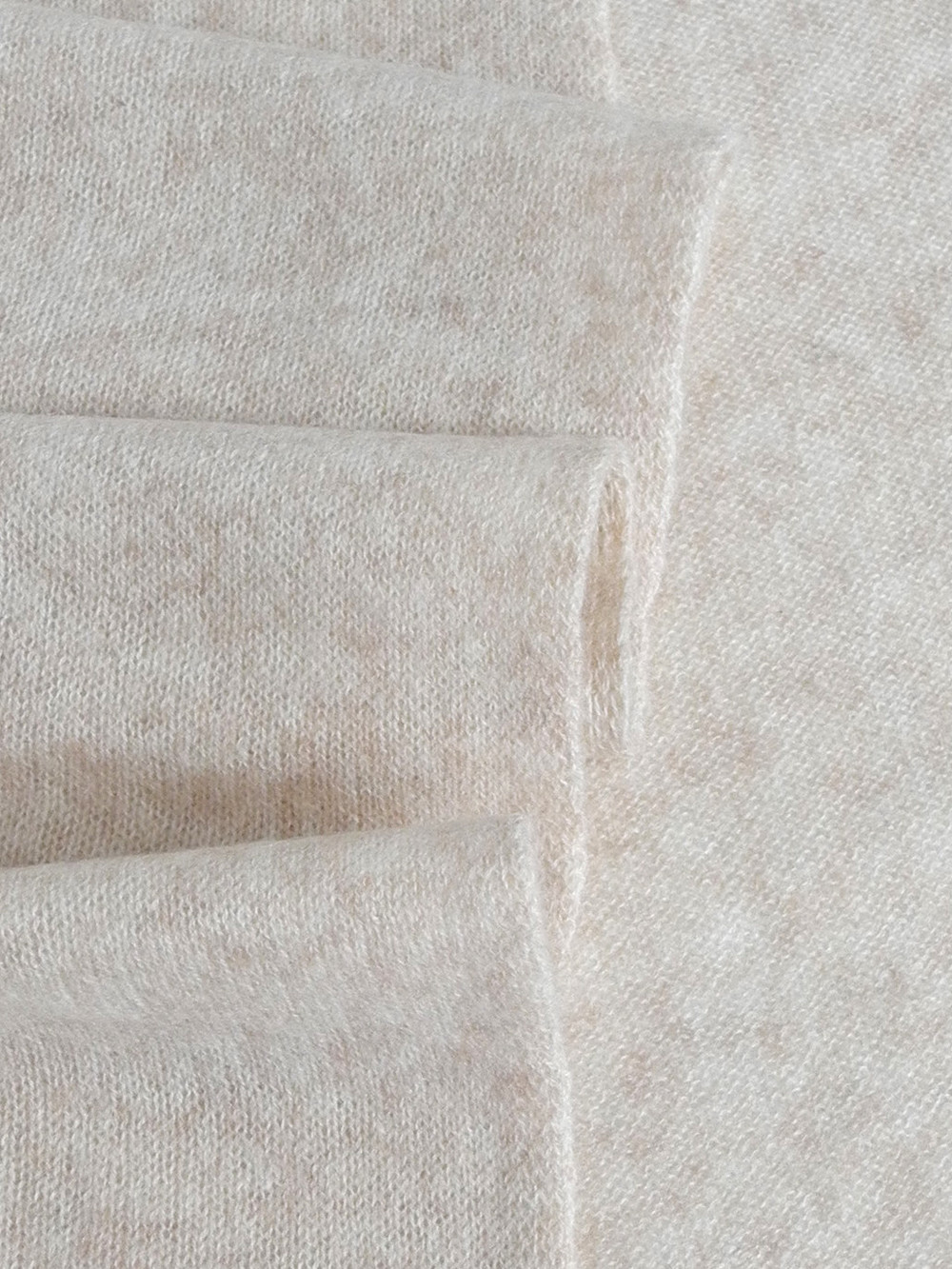C.O.S.Y by SjaalMania  Cosy Scarf 100% Cashmere Beige Melee