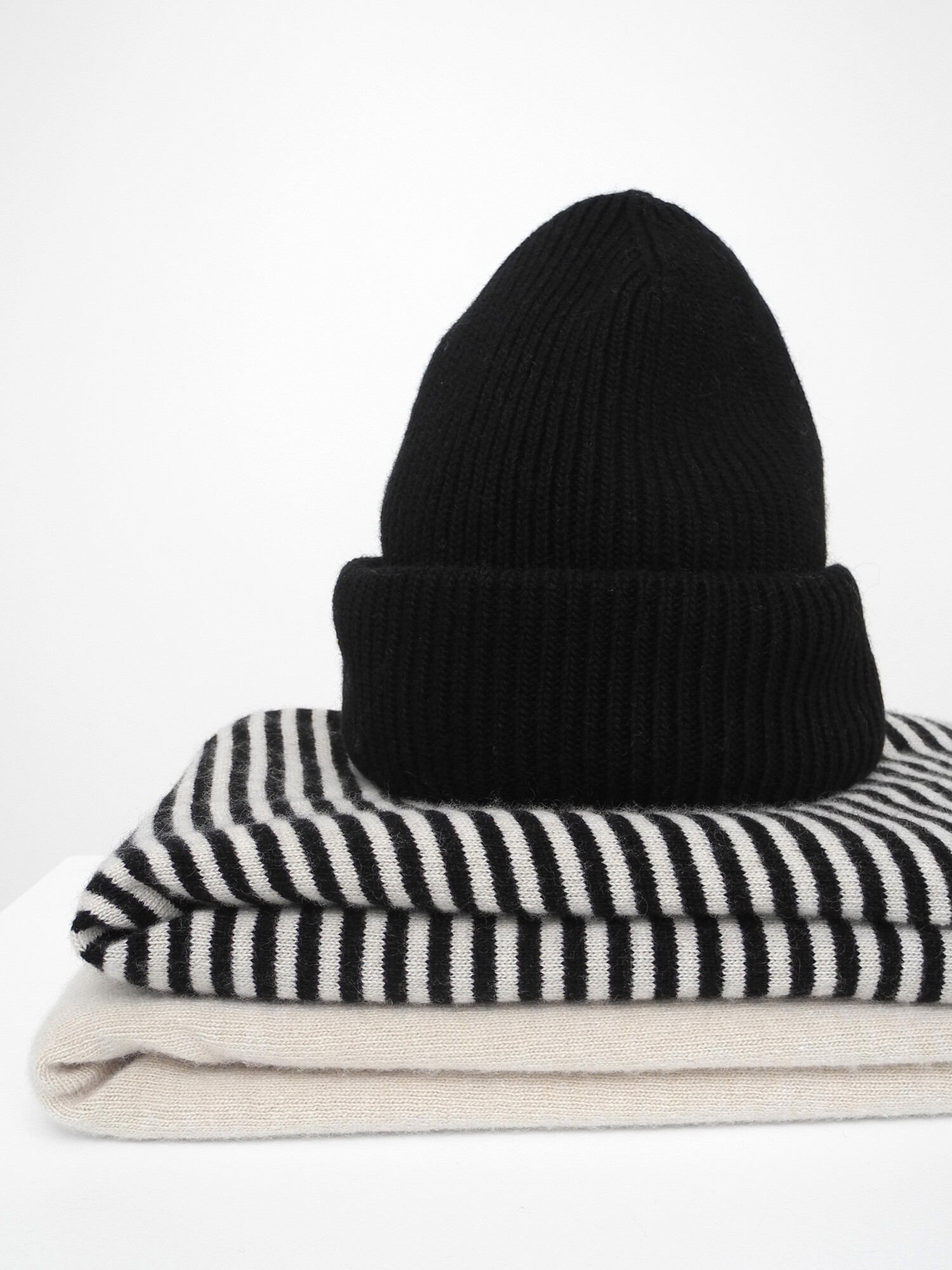 C.O.S.Y by SjaalMania Sjaal Cosy Chic Stripes Solid Black - Light Sand